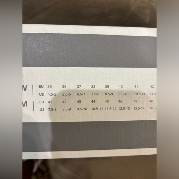 Dansko clogs - Picture 12 of 13